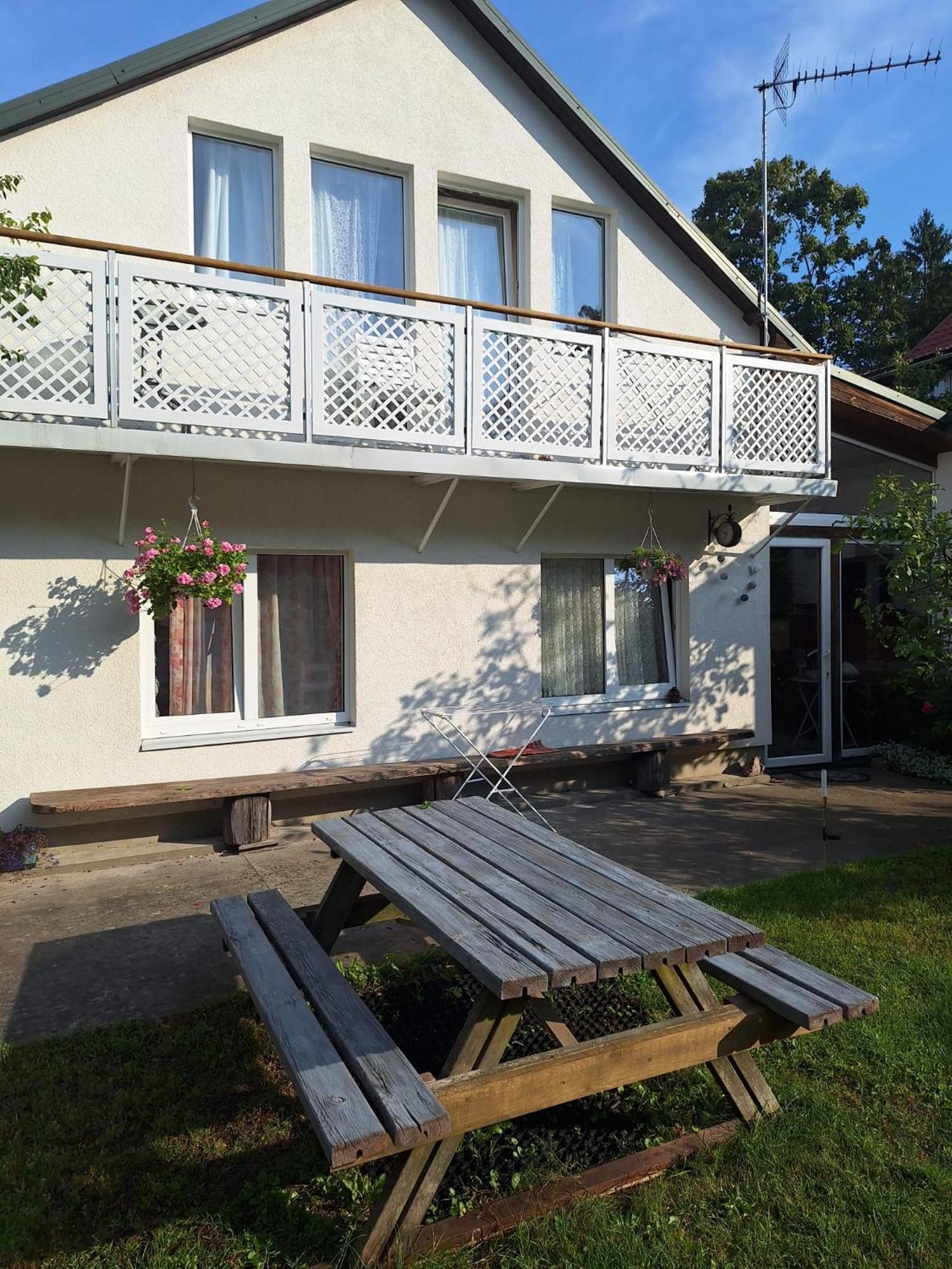 Apartments Near The Concert Hall Dzintari Jurmala Ngoại thất bức ảnh