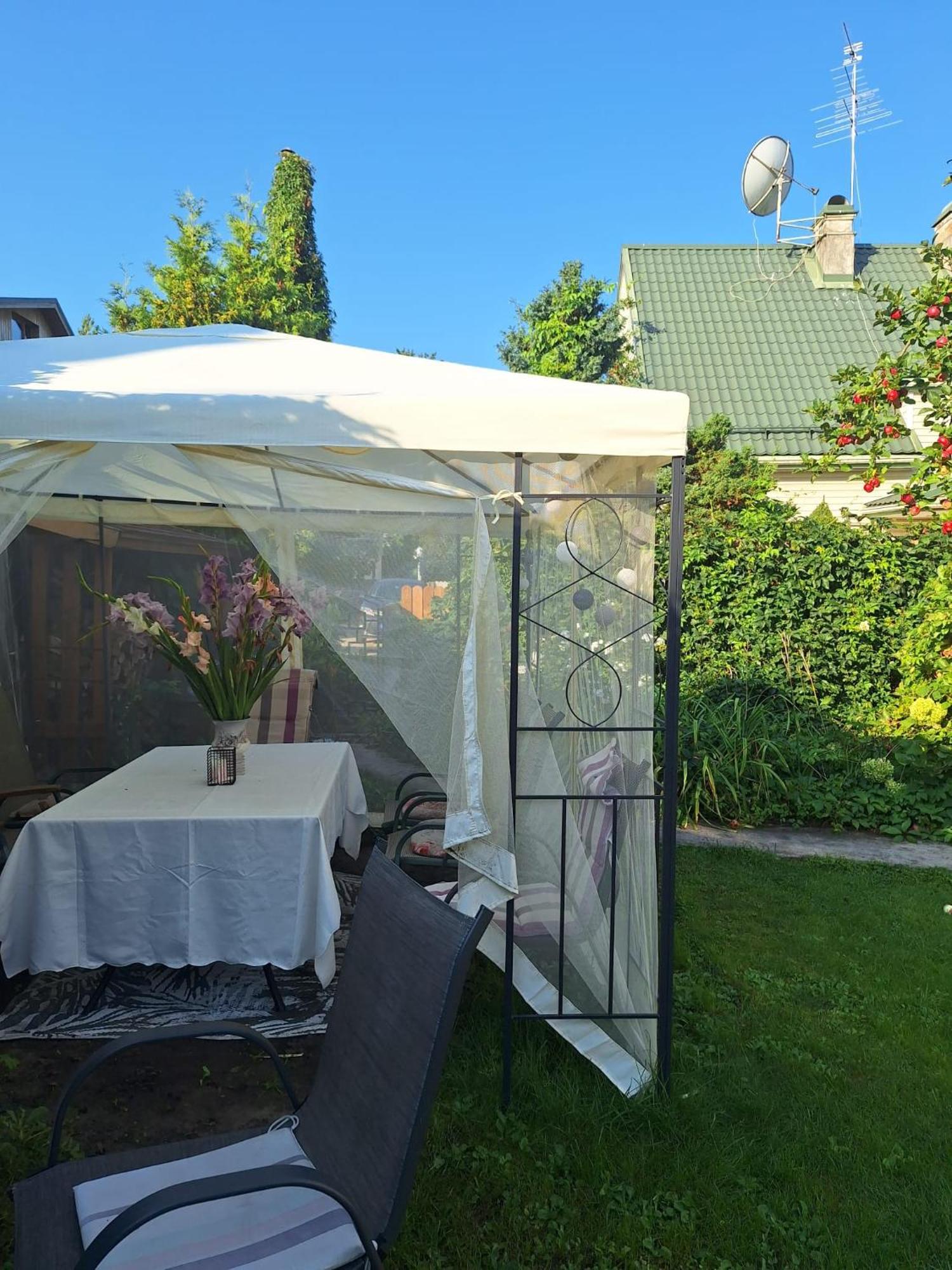 Apartments Near The Concert Hall Dzintari Jurmala Ngoại thất bức ảnh